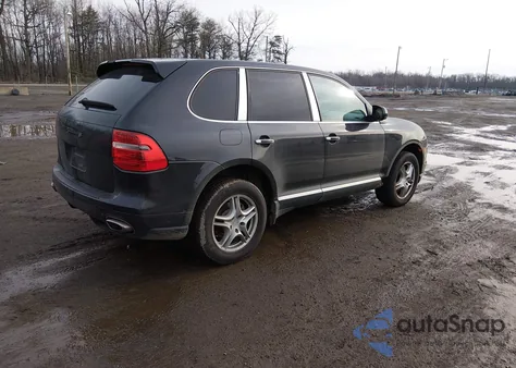 2008 Porsche Cayenne z USA, uszkodzony, nr VIN WP1AA29PX8LA12792